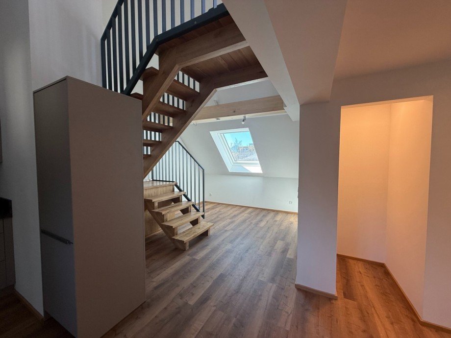 Vorraum, Blick zum Wohnraum Wohnung Salzburg