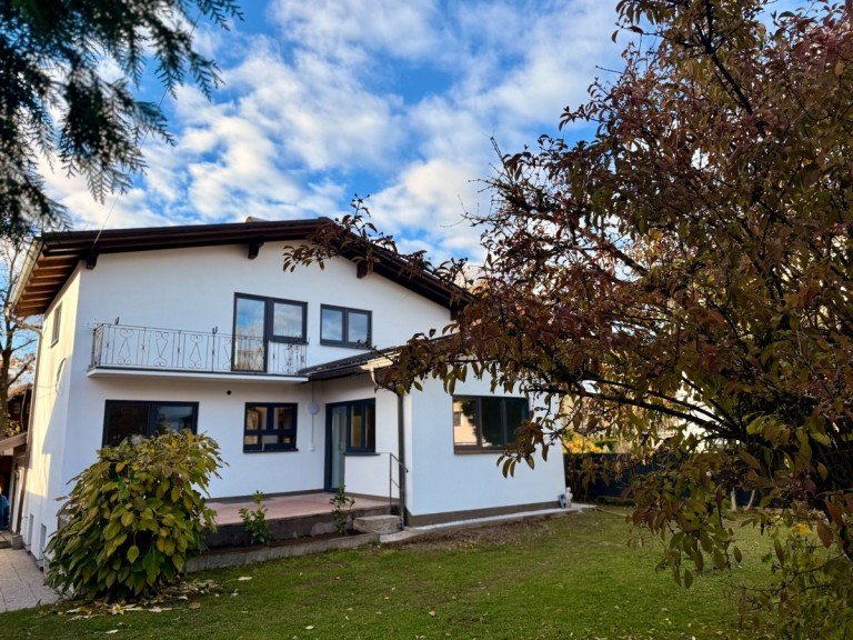 Garten Salzburg Einfamilienhaus Modernisiertes Einfamilienhaus mit Kupferdach und sonnigem Garten - Moosstrasse