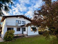 Hauptbild Modernisiertes Einfamilienhaus mit Kupferdach und sonnigem Garten - Moosstrasse