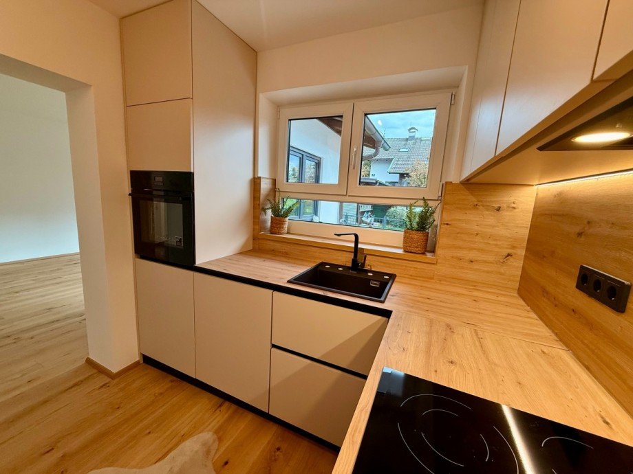 Moderne neue K�che Einfamilienhaus Salzburg