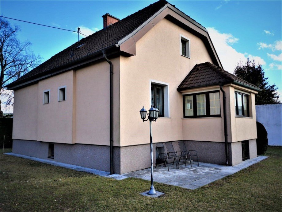 Aussenansicht 1 Wohngrundst�ck Leopoldsdorf im Marchfelde