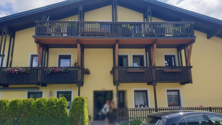Aussenansicht Eben im Pongau Wohnung 2-Zimmer Wohnung mit Balkon & Carport | Blick zum Dachstein | Eben im Pongau